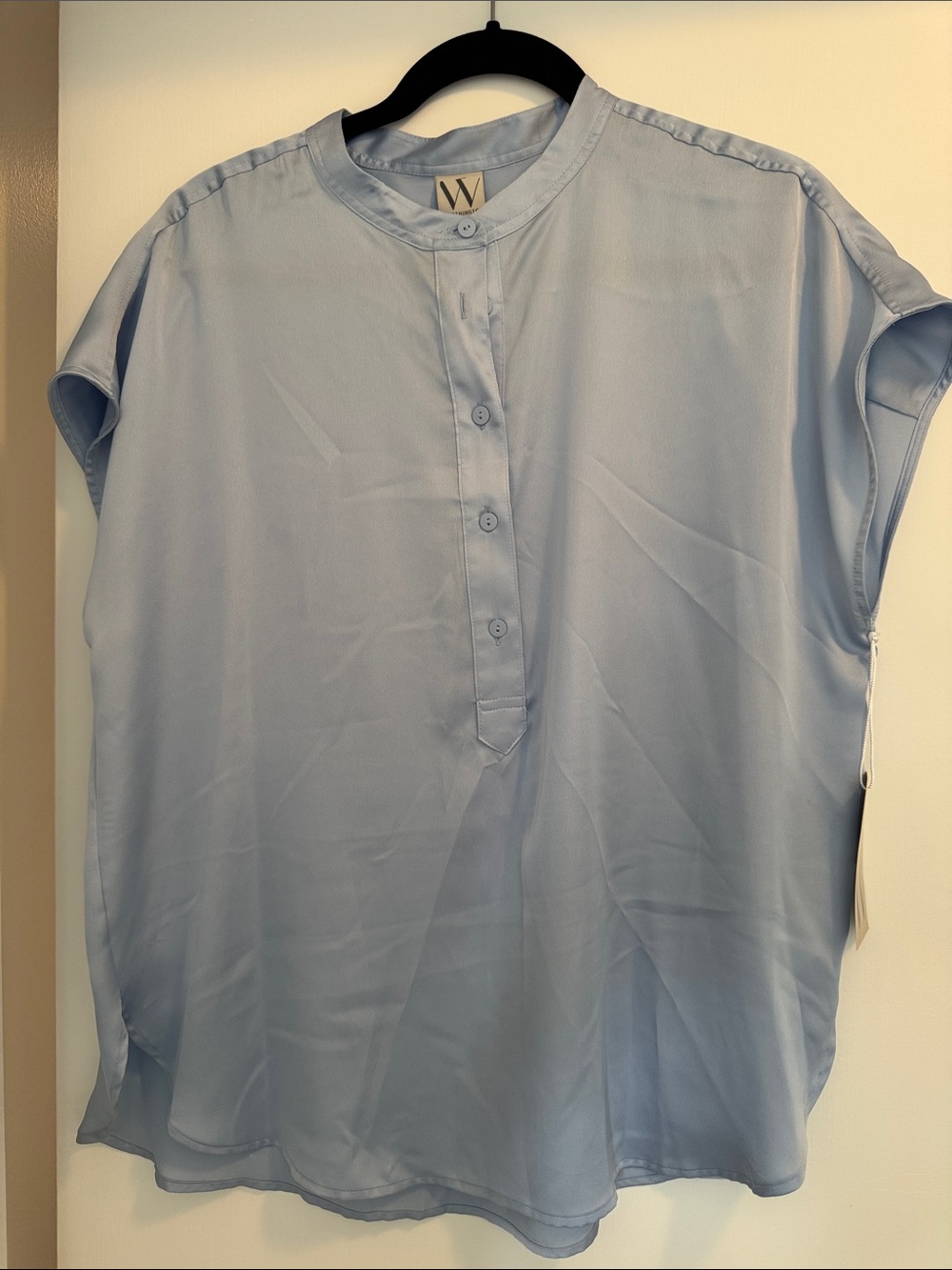 W by Worthington Powder Blue Button-Front Cap Sleeve Satin Shirt large